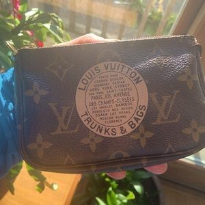 Authentic Louis Vuitton Limited edition Mini Pochette T&B